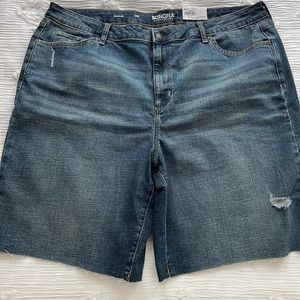 Sonoma Plus Size Women’s Bermuda Jean Shorts 18w NWT